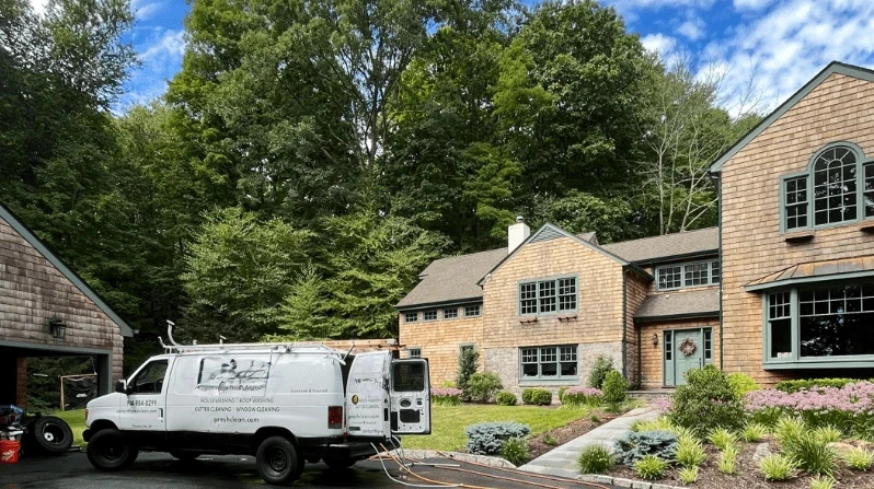 Mentor Power Washing power washing crew working in Mayfield Heights, OH
